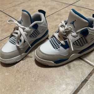 Jordan Retro 4 white and military blue